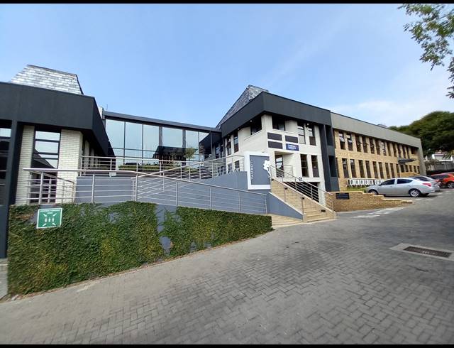 229M² OFFICE TO LET IN HURLINGHAM